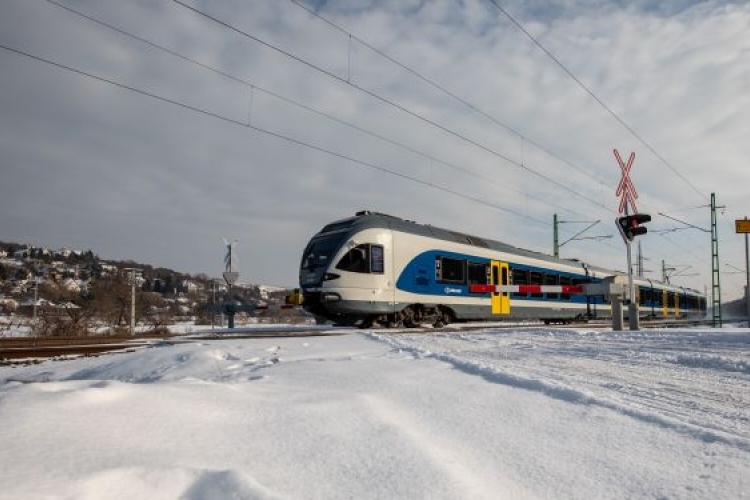 Kevesebb a baleset a vasúti átjárókban, de több a halálos kimenetelű