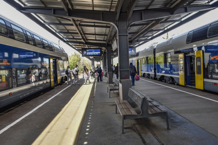 Életbe lépett a MÁV-START, a Volánbusz és a H8-as, H9-es HÉV vonalak új menetrendje