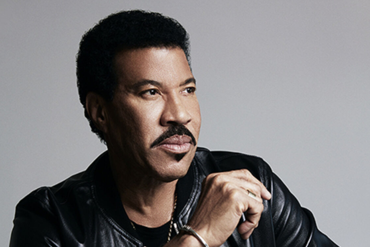 Lionel Richie jövő nyáron Budapesten lép fel