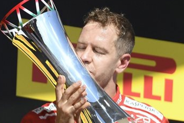 Vettel nyert a Hungaroringen és növelte az előnyét összetettben