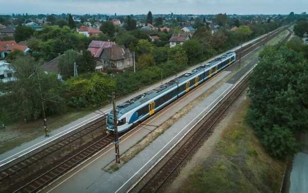 A dunaharasztiak utazhatnak először egyesített zónabérlettel a fővárosba