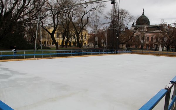 December 16-án nyílik a jégpálya Hódmezővásárhelyen