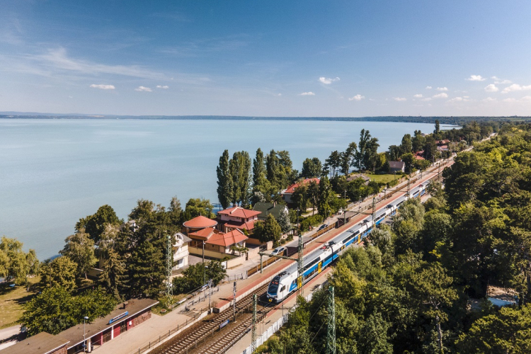 Újabb rekord: közel hárommillió balatoni utas a teljes szezonban