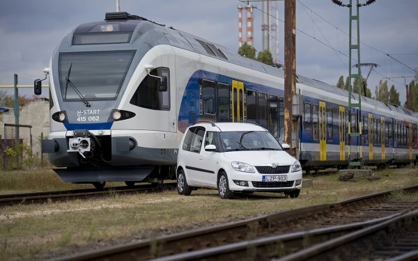 A MÁV bemutatja: a Škoda Roomster, amely 25-ször „kerülte meg a Földet”