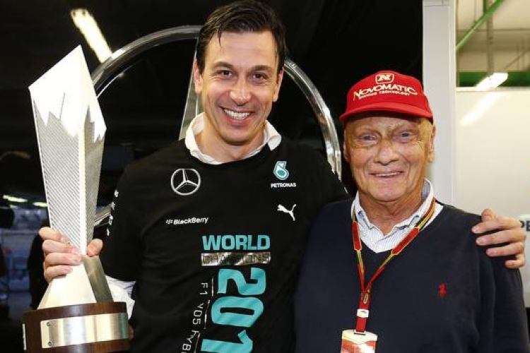 Wolff és Lauda 2020-ig marad a Mercedes Forma-1-es csapatánál