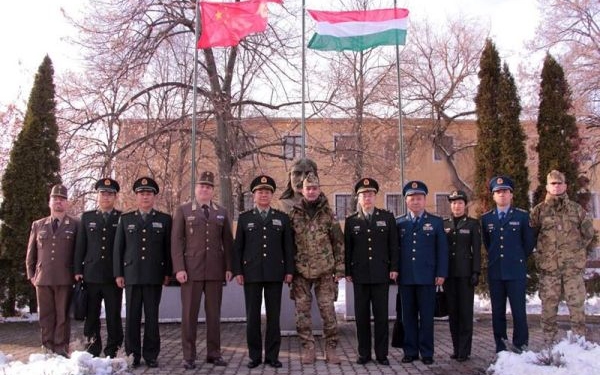 Kínai katonák Hódmezővásárhelyen