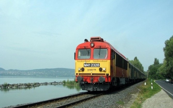 Június 15-től jön a balatoni turisztikai szezonhoz igazodó kedvezményrendszer