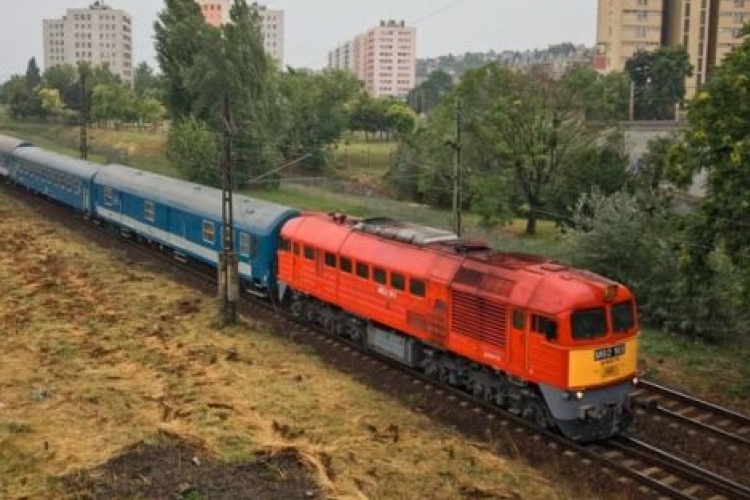 Menetrendi változások a hétvégi munkanap áthelyezés miatt