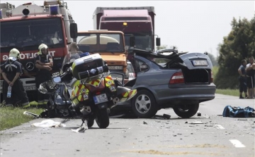 Halálos baleset a 64-es főúton Dégnél 