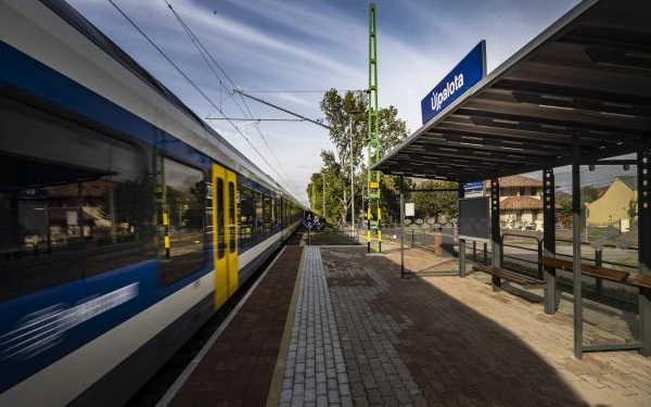 Hetente már több ezren utaznak Budapest legújabb vasúti viszonylatán