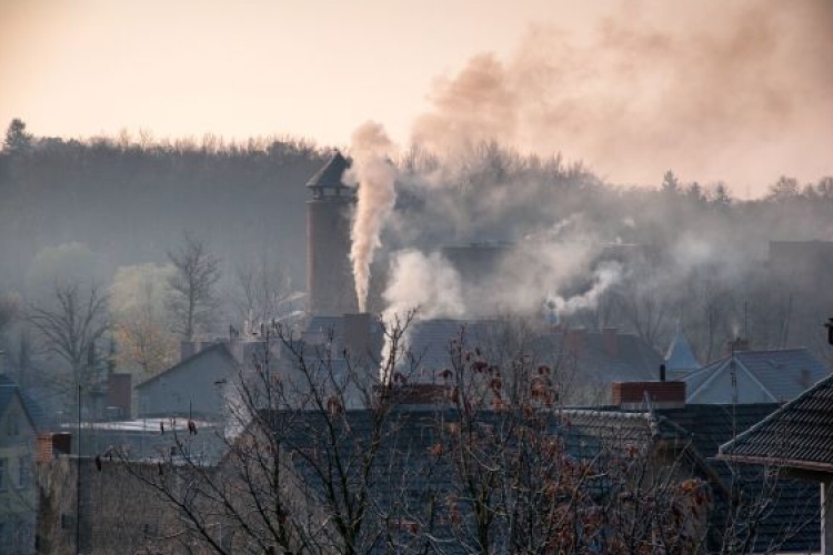 SZIGETELÉSSEL A SZÁLLÓPOR KONCENTRÁCIÓ IS CSÖKKENTHETŐ