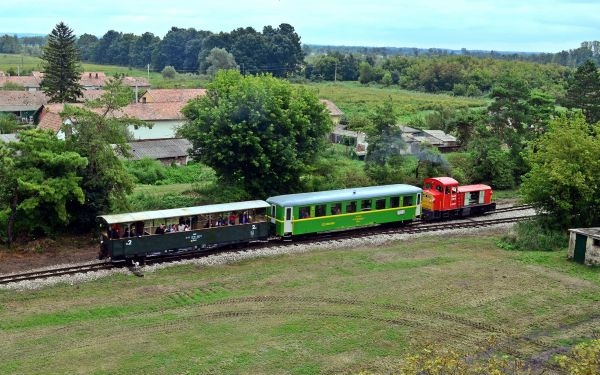 Szombattól újraindul a forgalom a balatonfenyvesi kisvasúton