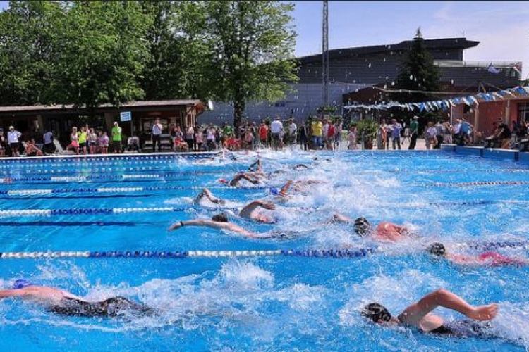 Triatlon verseny Hódmezővásárhelyen